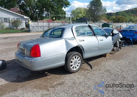 2006 Lincoln Town Car Signature Limited из США, поврежденный, VIN 1LNHM82V06Y647745